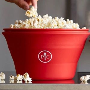 Family-Size Microwave Popcorn Maker